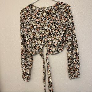 Alter’d State rayon floral print crop tieback long sleeve blouse romantic top S
